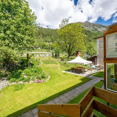 Appartement Chasa Plazza Gronda *