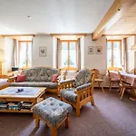 Chasa Plazza Gronda Apartmán *