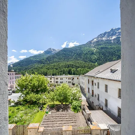 Chasa Plazza Gronda Apartmán *